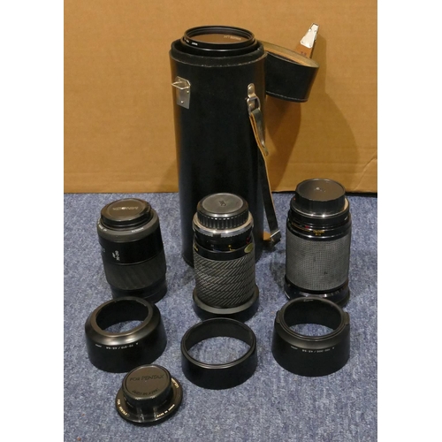 850 - A Russian Hova 42mm lens cased, 3 various lenses - Sunagor Super Maxima 200M, Minolta AF Zoom 70-210... 