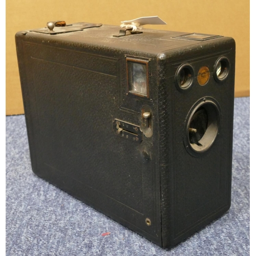 853 - A 19th Century Fallowfield Detective black leather camera, 24cm wide (leather handle missing)