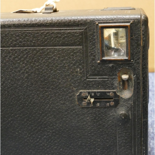 853 - A 19th Century Fallowfield Detective black leather camera, 24cm wide (leather handle missing)