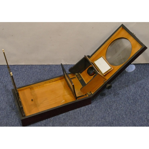 868 - A Victorian stereo graphoscope, 41cm wide, a small quantity of odd cards