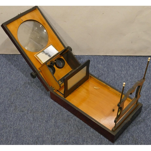 868 - A Victorian stereo graphoscope, 41cm wide, a small quantity of odd cards