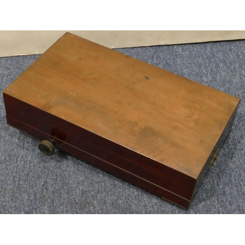 868 - A Victorian stereo graphoscope, 41cm wide, a small quantity of odd cards