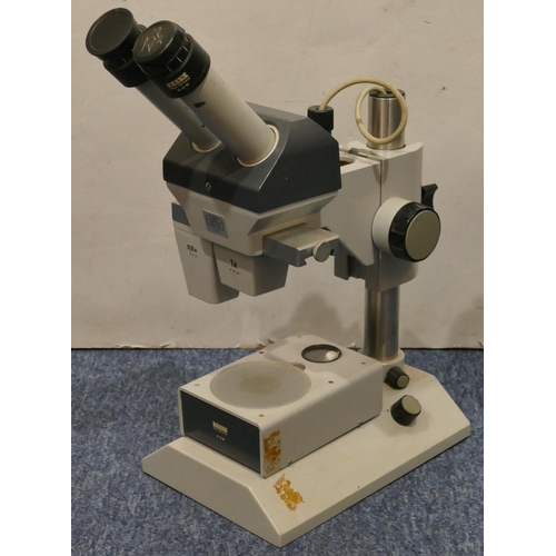 869 - Carl Zeiss Dissection microscope