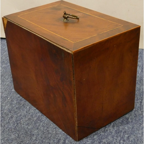 899 - A 19th Century mahogany small travelling box with inlaid stringing, centre carrying handle and singl... 