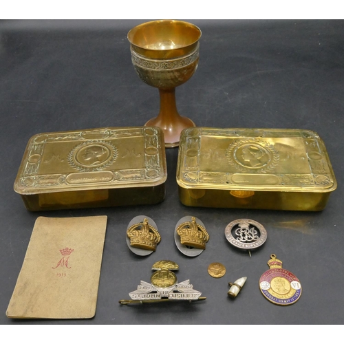 900 - 2 x 1914 military brass Christmas tins, a small quantity of various badges etc and a pewter, brass a... 