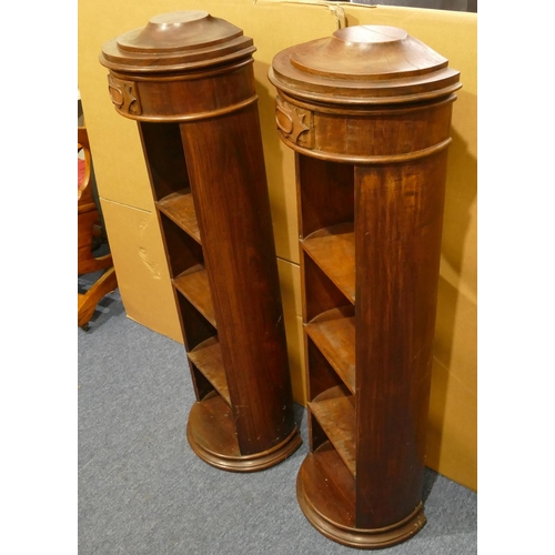 979 - A pair of reproduction mahogany round hanging open bookshelves, 34cm wide, 26cm deep, 107cm high