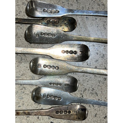 392 - A Harlequin set of 8 Georgian silver teaspoons, 6oz