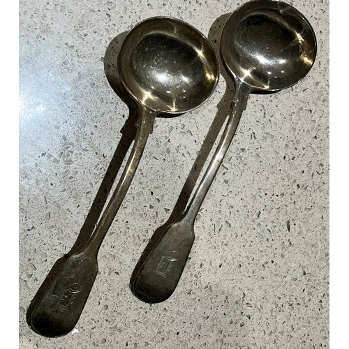 393 - A Pair of Victorian silver sauce ladles, 4.3oz