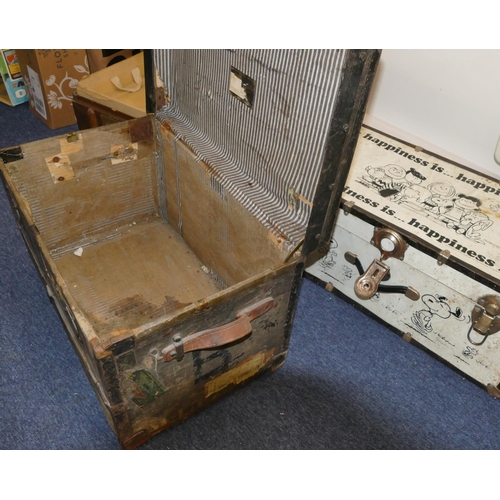 8073 - A small Kofferfabrik trunk with studded detail, 69cm wide, 42cm deep, 44cm high and 2 other trunks. ... 