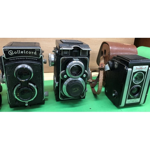 8127 - A Kershaw Reflex Plate Camera, Rollop German Twin Reflex Camera with leather case, Mamiya C330, Zeis... 