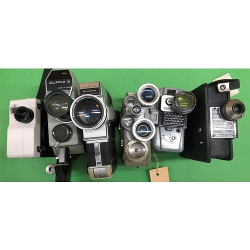 8125 - A quantity of vintage cine cameras, DeJur Electra, Meopta 8F,Seconic Simplomat, Eumig no.201230, Qua... 