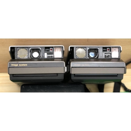 8130 - A quantity of instant cameras, Polaroid 103, Kodak EK160-EF, Polaroid Land Camera, Polaroid Vision e... 