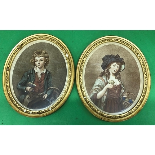 8194 - A pair of oval portraits, 