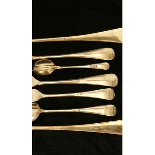 287 - Edward, Glasgow, 6 place setting silver plated rat tail flatware service, comprising of soup ladle, ... 