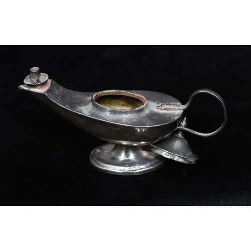 260 - A George V miniature silver oil lamp, Birmingham 1912, 9.5cm wide, 0.9oz