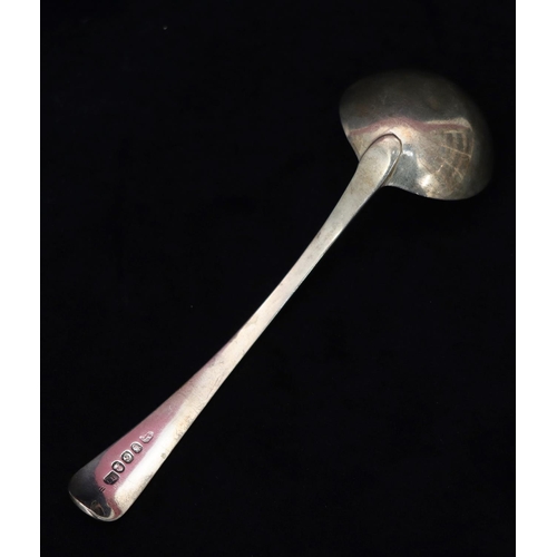 282 - A George III silver sauce ladle, London 1802, maker's mark IB, 1.5oz