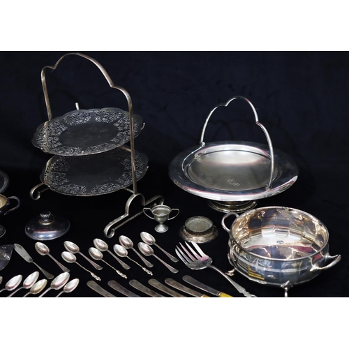 286 - An Octagonal silver plated entrée dish with cover and gadroon rim, 24cm wide, a silver plated circul... 