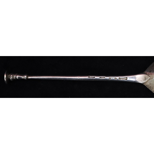 303 - A George II sealed top spoon with hammered bowl, circa 1750, maker possibly Chas Chesterman, 1.2oz