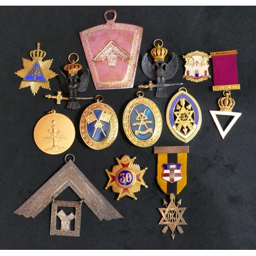 330 - 3 silver and silver gilt Masonic medals with enamel decoration and 9 various other Masonic medals (1... 