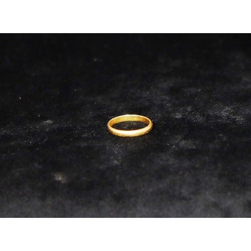 350 - A 22ct gold wedding ring, Size Q, 3.6 grams