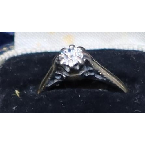 481 - An 18ct gold small solitaire diamond ring, appox. 0.20ct, Size M, 2.6 grams gross