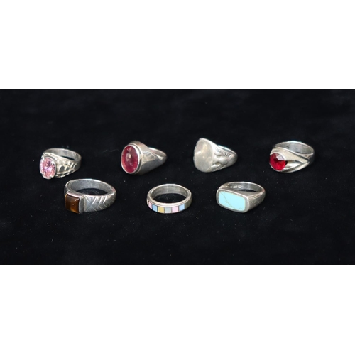 520 - 7 various silver rings set with various stones, 57.8 grams gross (7)