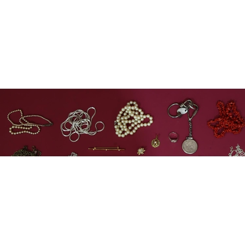 558 - A coral necklace, a small silver chain and a quantity of various costumer and other jewellery