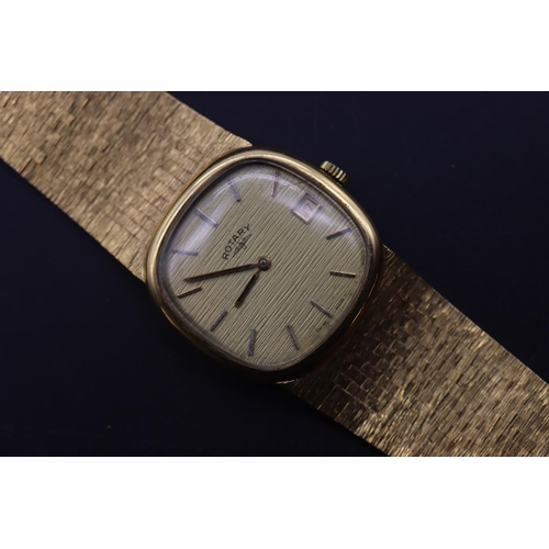 714 - A gent's Rotary wristwatch with square dial and calendar, matching strap bracelet (works but then st... 