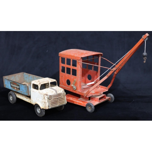 746 - A Tri-Ang child's truck, 38cm long, a Tri-Ang child's crane, 38cm high (2)