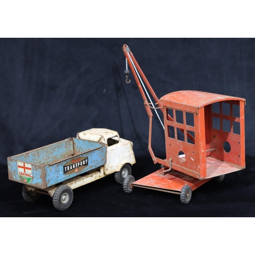 746 - A Tri-Ang child's truck, 38cm long, a Tri-Ang child's crane, 38cm high (2)