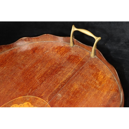 756 - An Edwardian mahogany kidney shaped 2-handled tray with inlaid shell motif, scallop shaped gallery, ... 