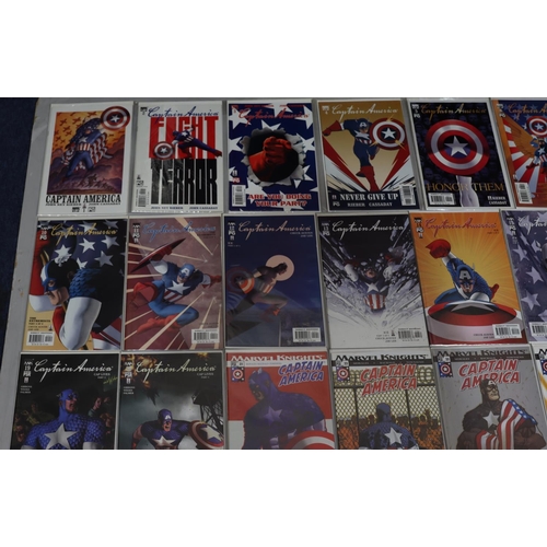 865 - Marvel comics - a set of 32 