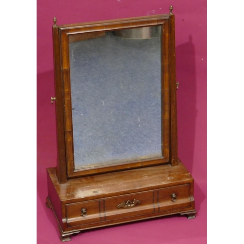 929 - A George III mahogany swing box toilet mirror with 1 long drawer on ogee feet, 38cm wide, 55.5cm hig... 