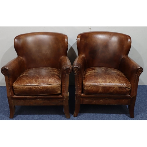 950 - A pair of wooden framed small brown leather tub chairs on splayed front feet, 72cm wide, 69cm deep, ... 