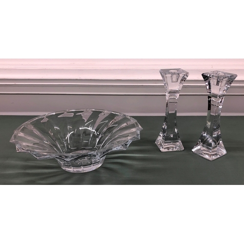 1102 - A Cawley glass bowl, 2 glass dwarf candlesticks, 20.6cm high. (3)