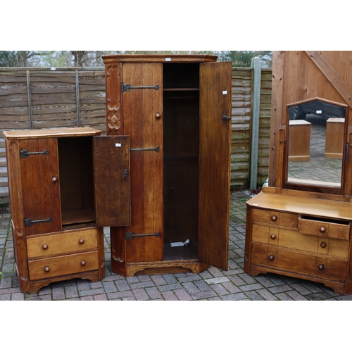 1109 - A carved oak 3-piece bedroom suit, wardrobe 92cm wide, 50cm deep, 179cm high, a smaller cupboard, 71... 