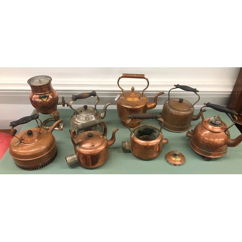 1118 - A quantity of various copper kettles etc and a Magnet electric kettle Pat. No 395819.