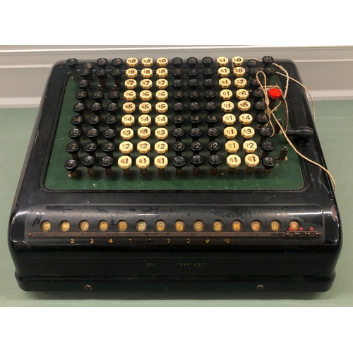 1119 - An early 20th Century adding machine, Burroughs.