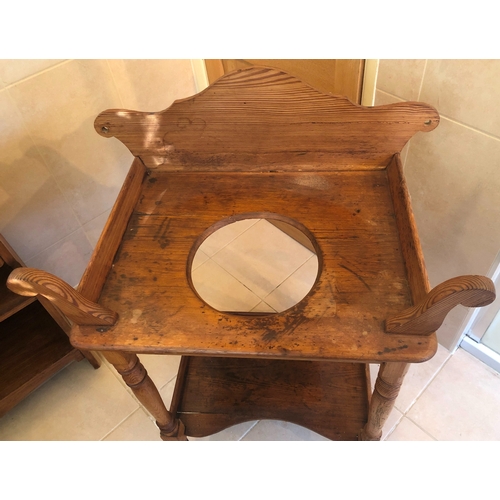 1148 - A pine wash stand with shelf below, 71.5cm wide, 47cm deep, 100.5cm high. This Lot is not held by PF... 