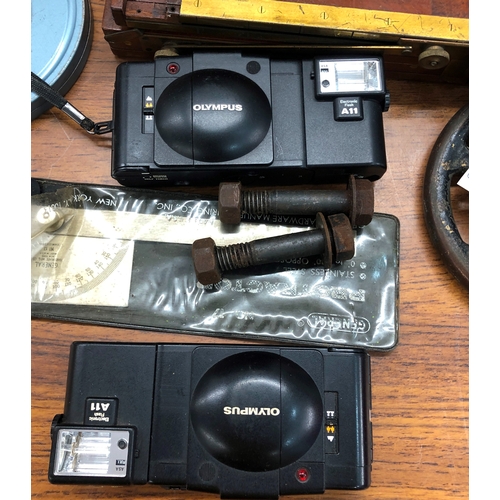 1235 - A mixed quantity of photographic parts and equipment, Olympus cameras, Ilford Plate etc.