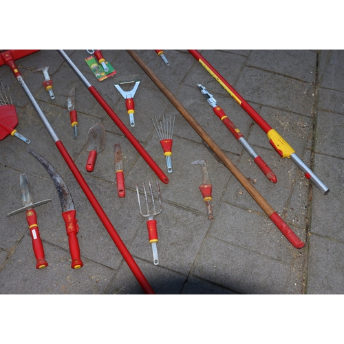 1295 - A quantity of German Wolf Garten tools. This Lot is not held by PF Windibank. Please call to arrange... 