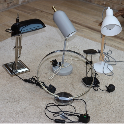 1303 - 3 table lamps with adjustable shades and a modern ring shaped lamp.