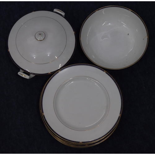 2108 - A modern Royal Worcester 