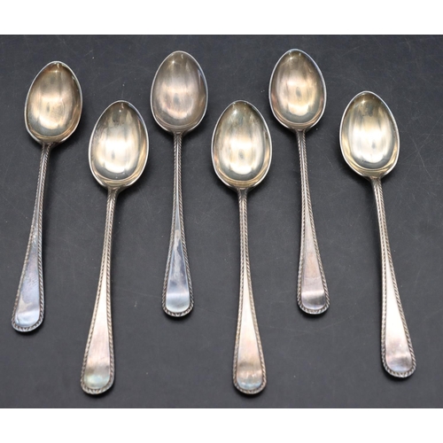 311 - A set of 6 Sheffield silver teaspoons in fitted red leather case, 2.8 oz