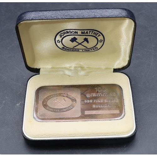 475 - A 100 gram silver nugget (boxed)