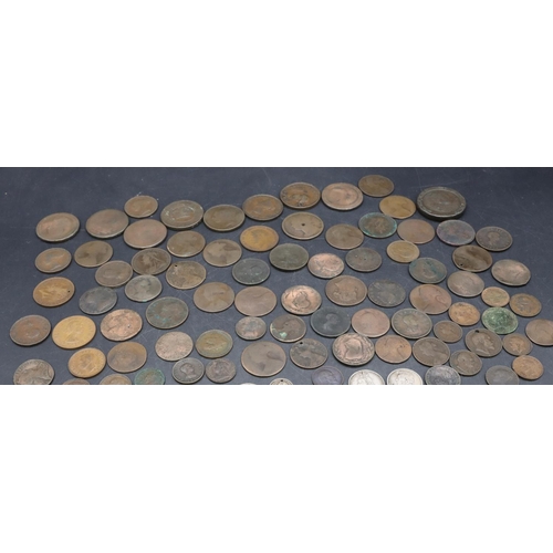 526 - A Georgian Cartwheel and a quantity of various English coins and tokens