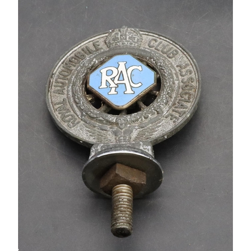 795 - An RAC Club badge Royal Automobile Club Associate with enamelled centre 