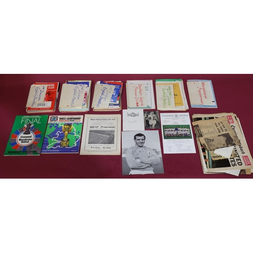 802 - A quantity of various football programmes, Liverpool VS Chelsea 1966, Tottenham VS Arsenal 1966, 2nd... 