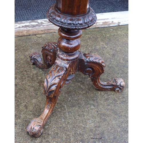 2010 - A Victorian walnut hexagonal sewing table on cabriole legs, floral inlay to centre, 44.5cm wide, 44c... 