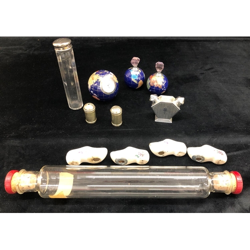 2091 - A globe shaped novelty clock and 2 matching scent bottles (top to 1 stopper loose), a glass rolling ... 